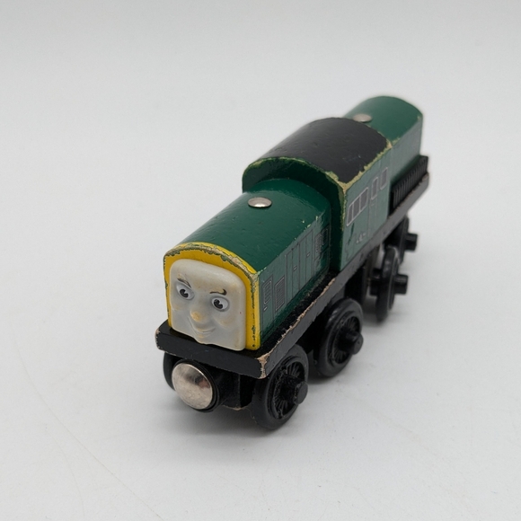 Thomas & Friends Wooden Railway Train Engine Derek - Picture 15 of 16